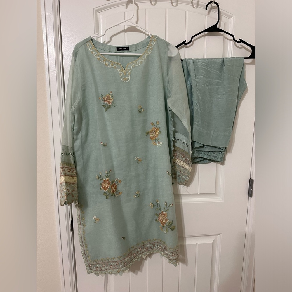Elegant Green Kurta Set
